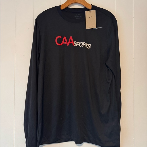 Nike Black Long Sleeve Tee Casual Crew Neck - Picture 1 of 6